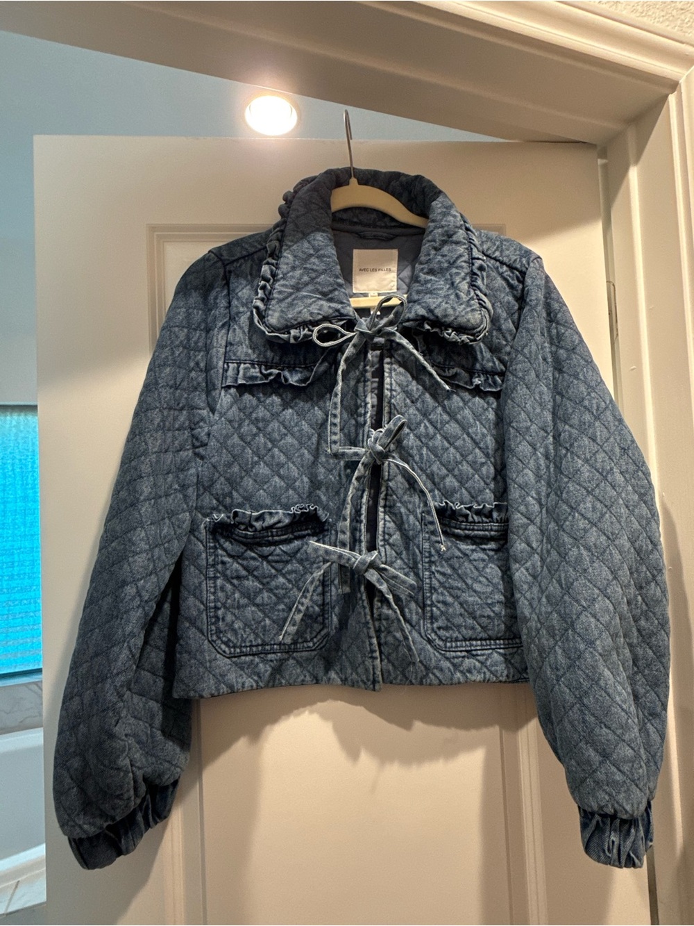 Avec Les Filles Quilted Denim Tie-Front Jacket - Blue